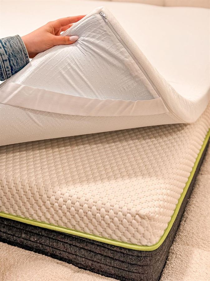 טופר למזרן - שכבת נוחות למזרן מבית כרמיה בגודל 80/190