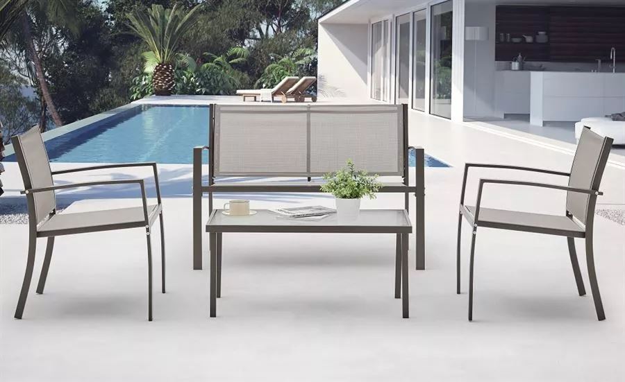 סט ריהוט גינה ארבעה חלקים כולל שולחן תואם דגם SANTORINI צבע חום בהיר מתצוגה ועודפים